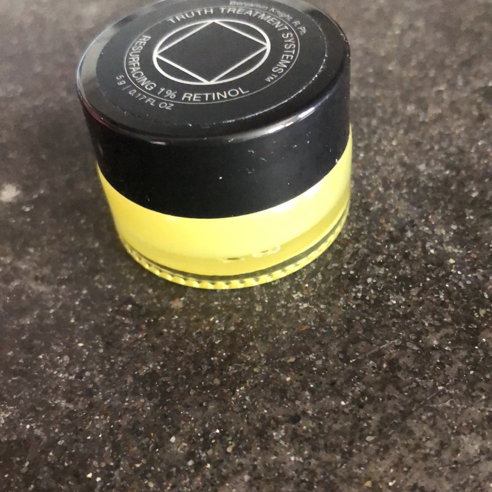 Truth treatments retinol cream